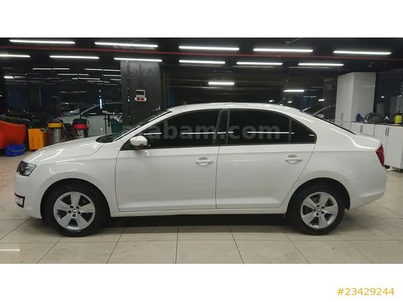 Skoda Rapid 1.2 TSI Ambition Image 4